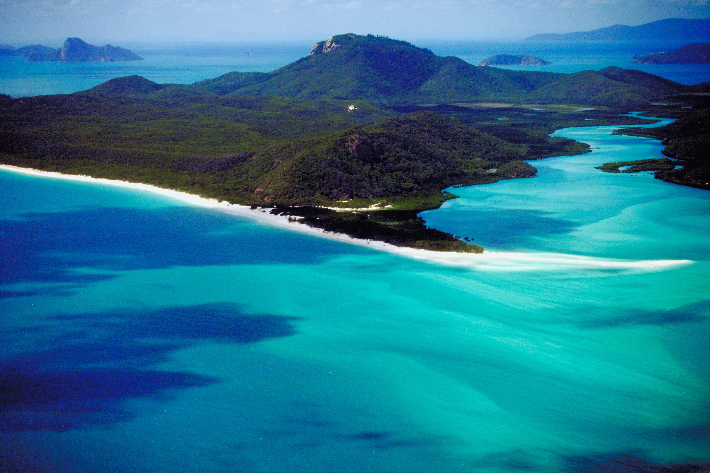 Whitsunday_Island,_Queensland[1].webp